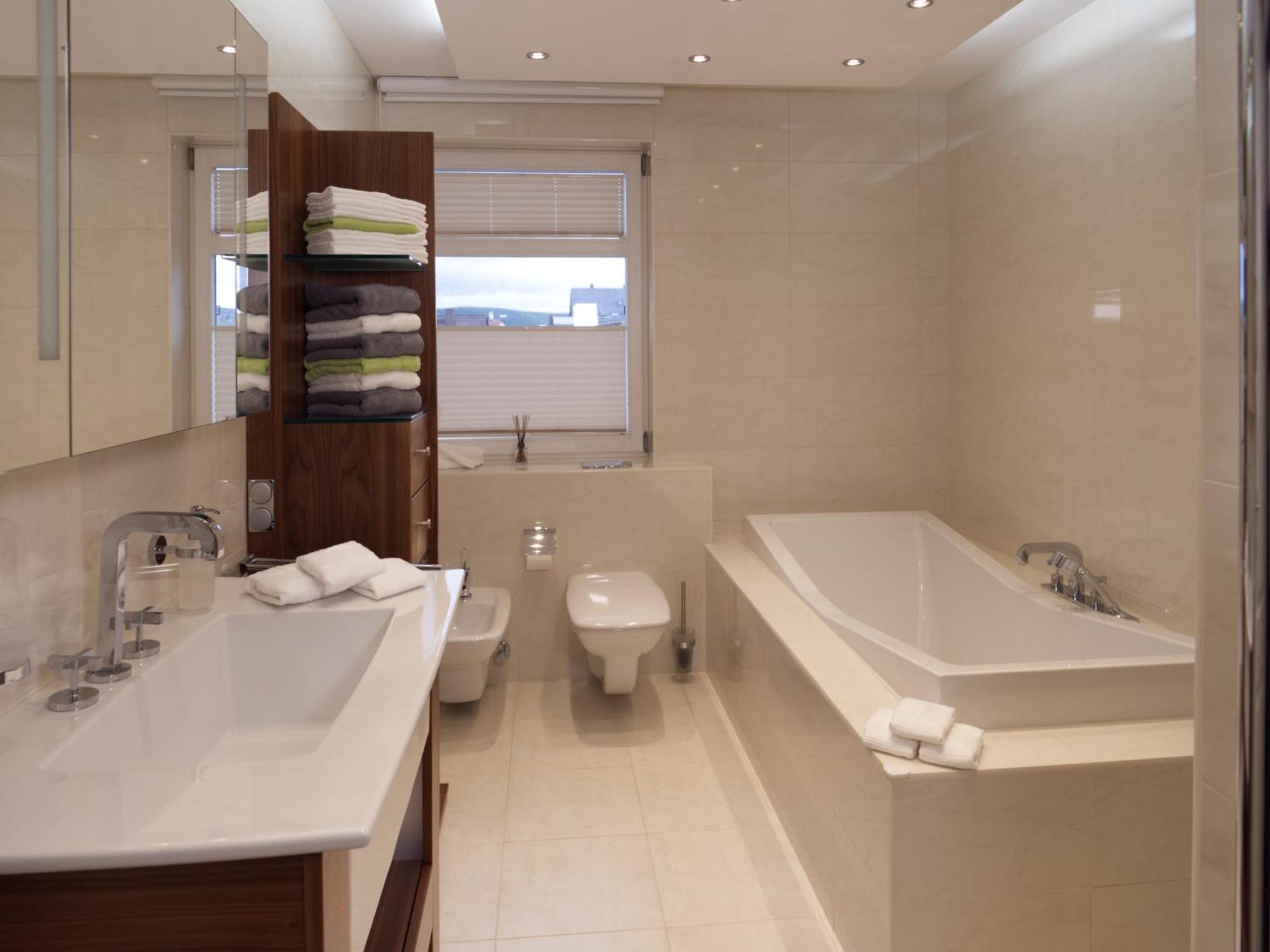 Thueringenapartments Boulevard Xxl 5-7 Personen Saalfeld Saale المظهر الخارجي الصورة